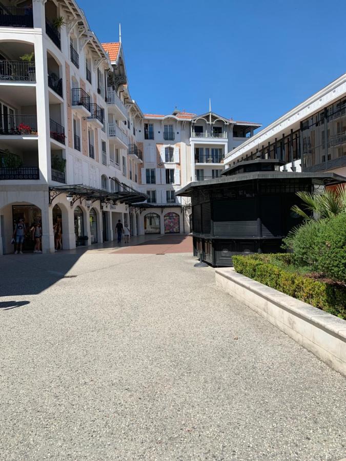 Le Central Plage - Commerce - Marche A 2 Pas Apartment Arcachon Exterior photo